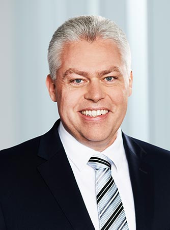 Steve Erzberger, CTO Frankfurter Bankgesellschaft Steve Erzberger, CTO Frankfurter Bankgesellschaft